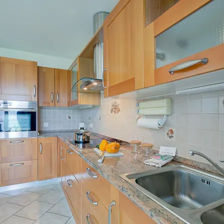 Casa Zaira 2 3Br In Caviano Gambarogno - Happy Rentals